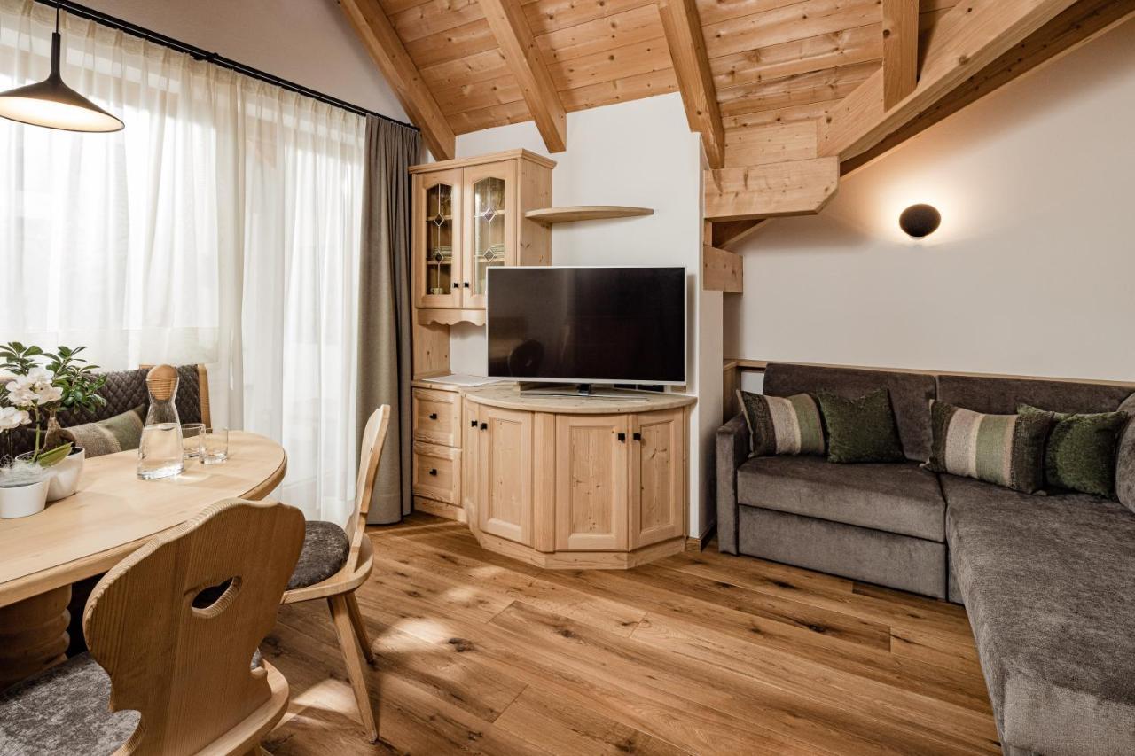Apartments Belaval Santa Cristina Val Gardena Екстериор снимка